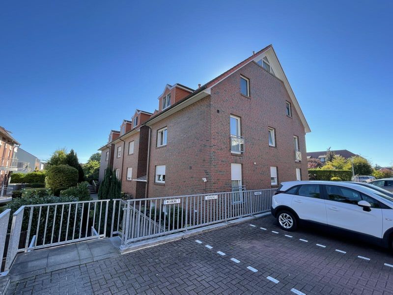 sehr gepflegte 3-Zimmer-MAISONETTE-Wohnung mit Balkon in ruhiger Zentrumslage